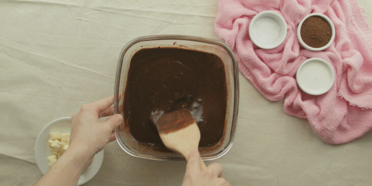 Passo 8 - Torta de chocolate, caramelo e nozes