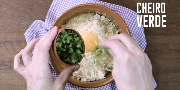 Passo 10 - Bolinho de arroz simples frito