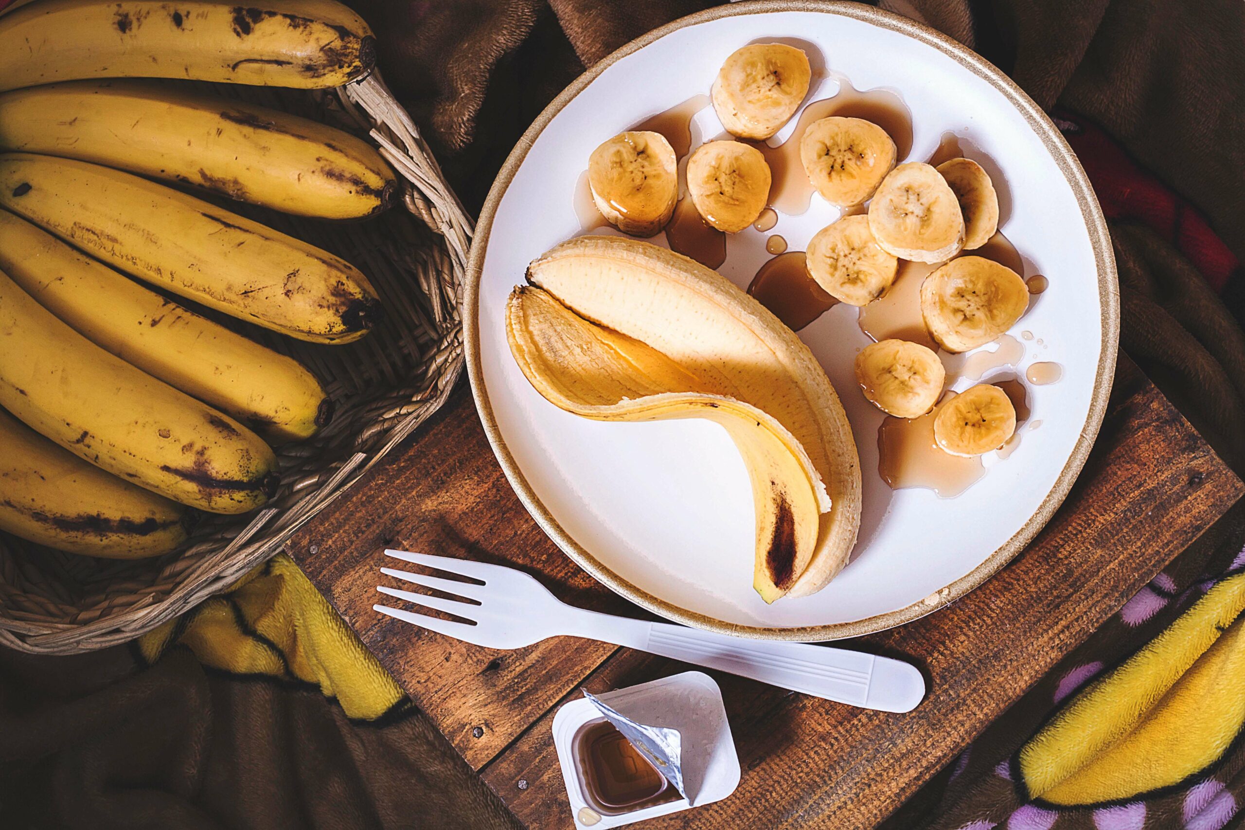 Bolo de banana com amendoim