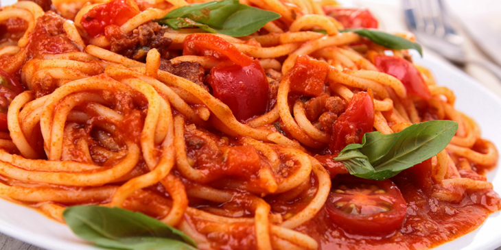 Receita de espaguete à bolonhesa igual o típico da Itália