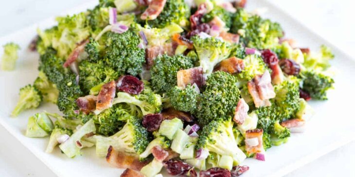 brócolis com bacon e alho