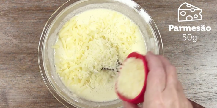 Passo 9 - Muffin de pão de queijo com linguiça