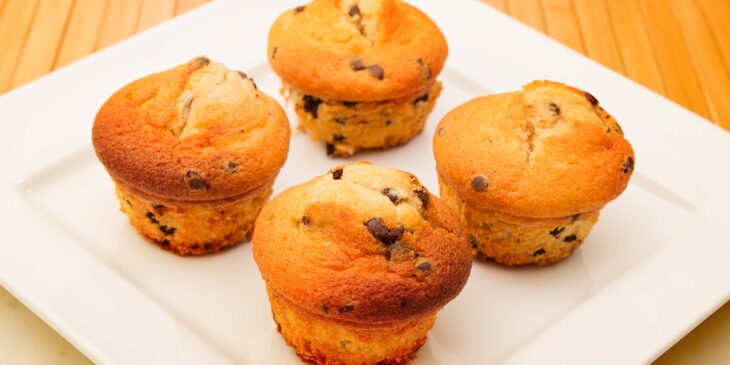 Receita de muffins com gotas de chocolate MUITO MACIOS!