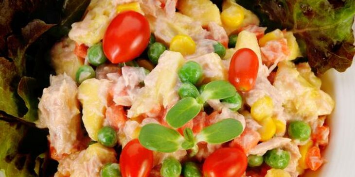 Salada fresca de atum: receita prática para comer todo dia