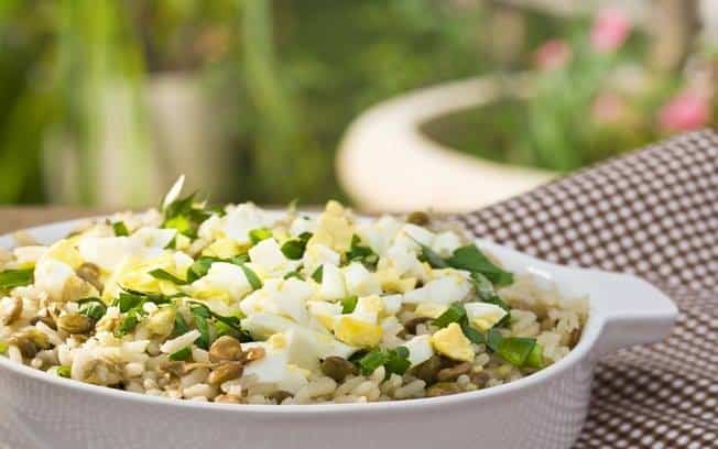 Receita de arroz com lentilhas e ovos cozidos - Imagem por Receitas Agora