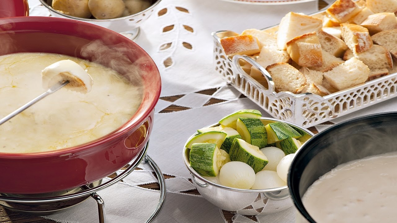 Olha este suculento fondue de queijo do @receitasnestle