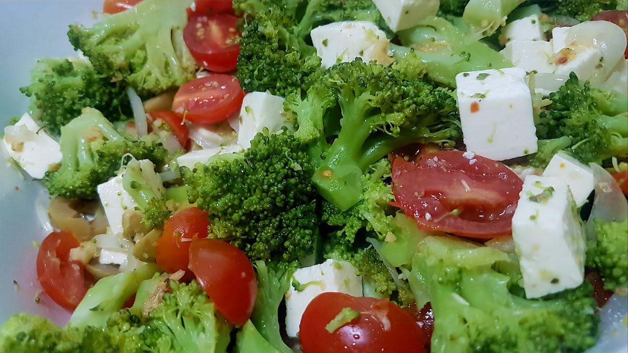 @ajanacozinha preparou a mais suculenta salada de brócolis