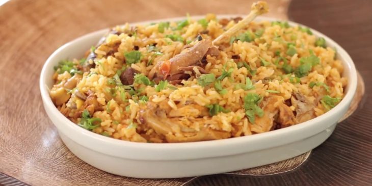 Receita de arroz de capote: veja como fazer este prato típico