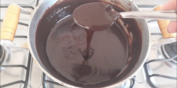 Como fazer chocolate de panela com Nescau? Use poucos ingredientes na receita @simonerodrigues