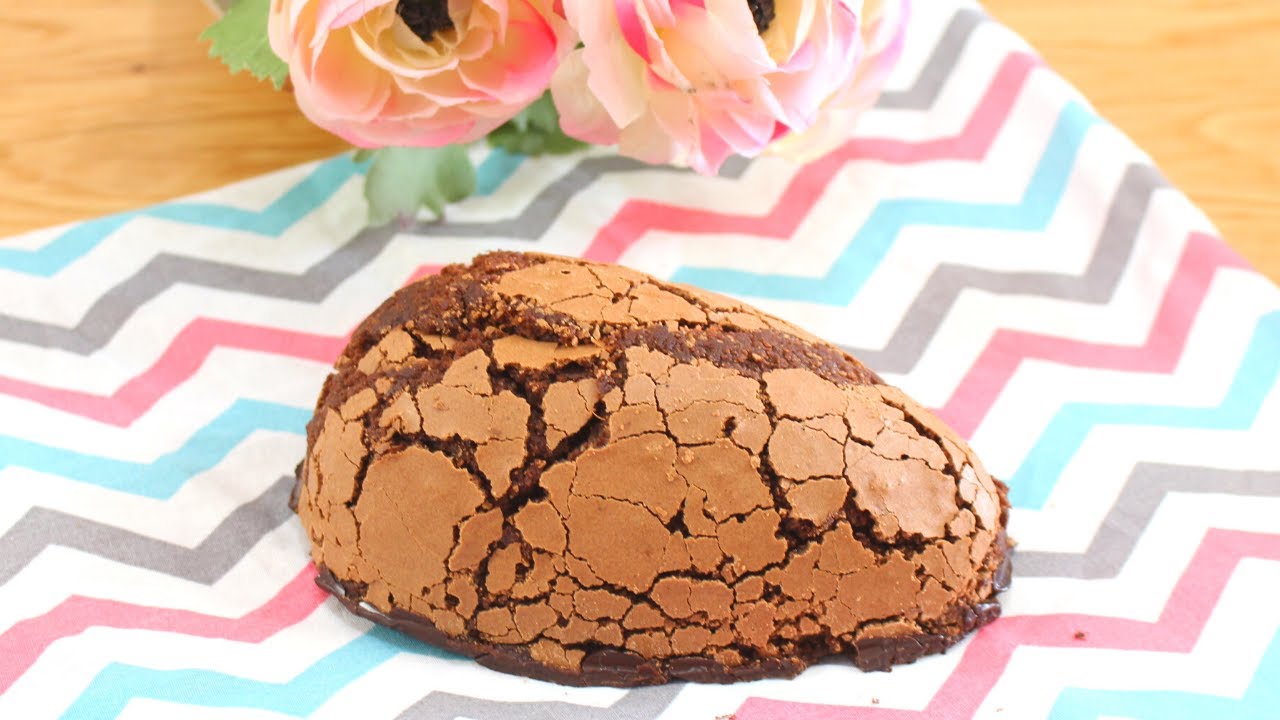 ovo de Páscoa com casca de brownie fácil @cakepedia