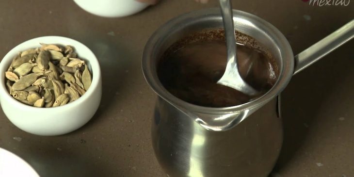 Café turco que as cafeterias não queriam revelar a receita