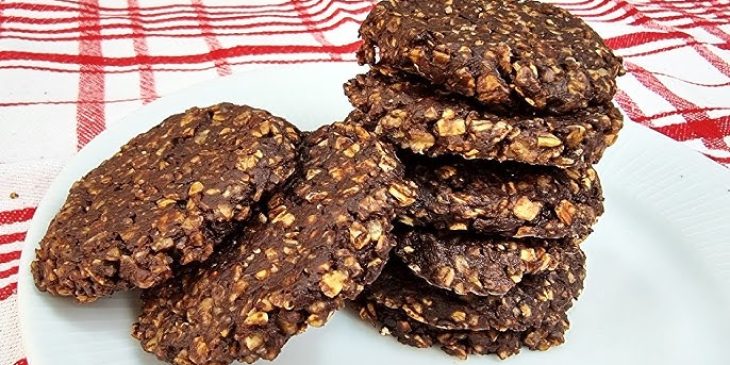 Receita de biscoito integral de chocolate para beliscar com a fome @youtube