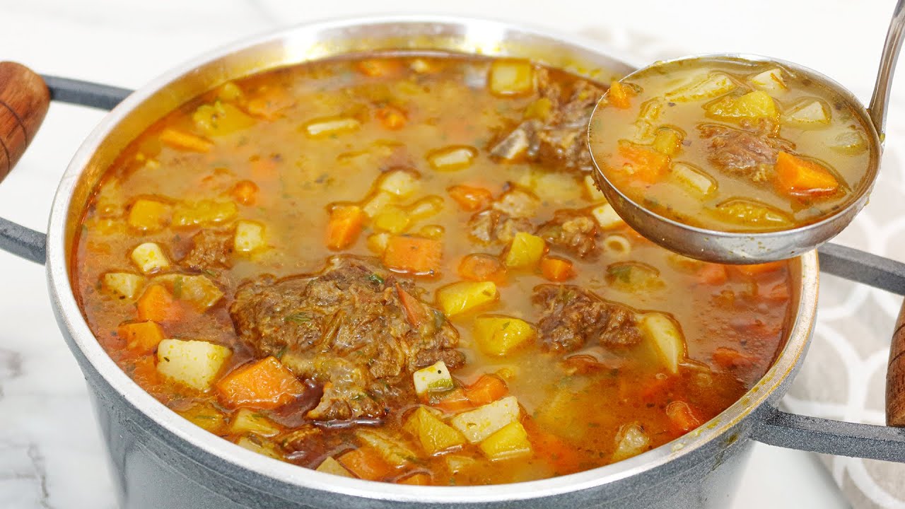 sopa de carne com legumes e verduras @nanduandrade