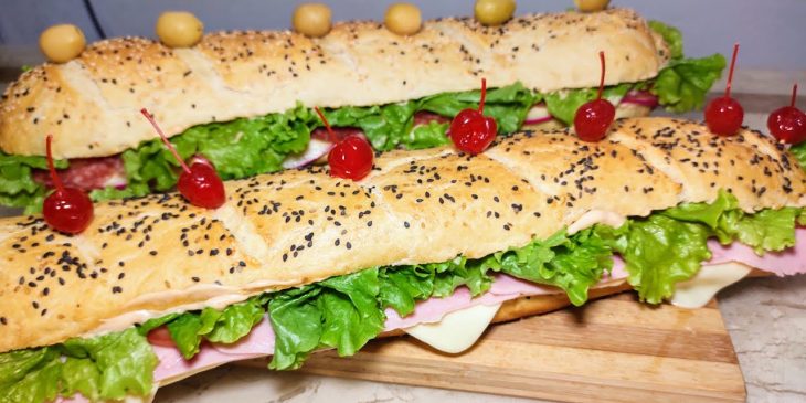 Sanduíche de metro simples e fácil tudo gostoso