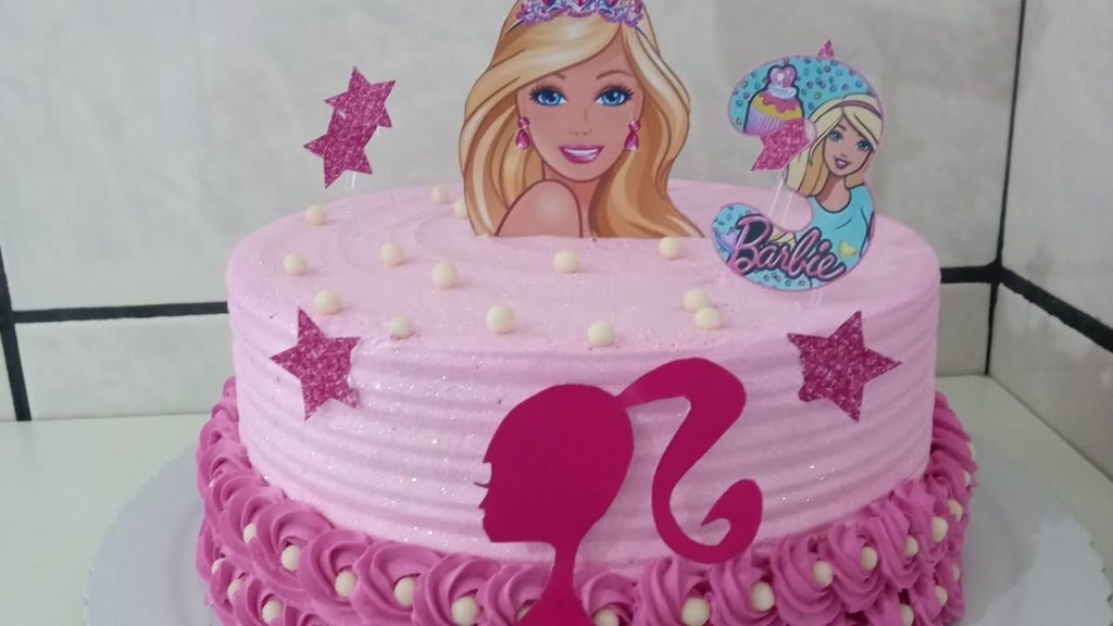 10 Receitas de Bolo da Barbie de Aniversário Simples e Fácil