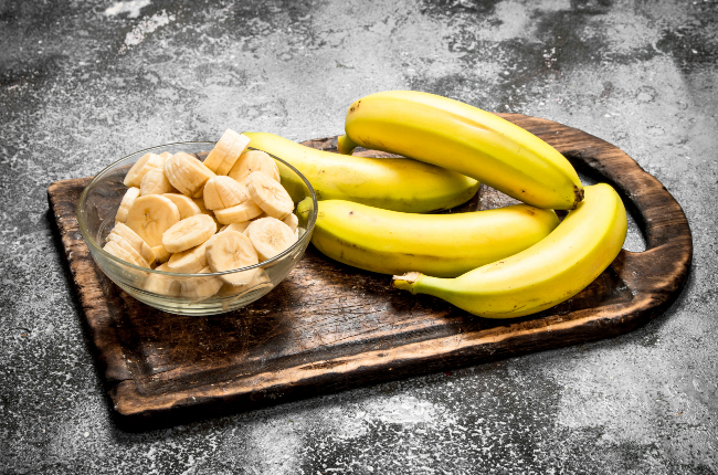 É saudável comer a casca da banana?