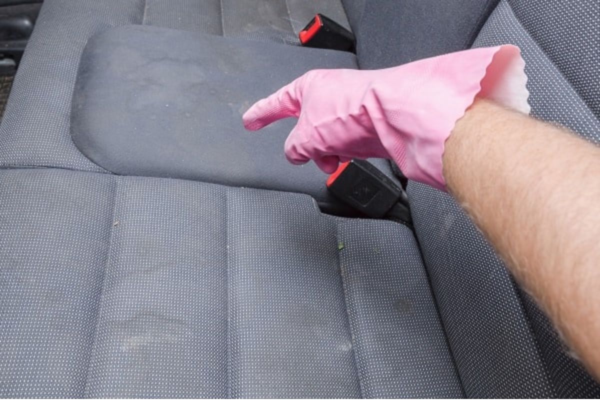 Misturinha para limpar banco de carro sem manchar ou estragar