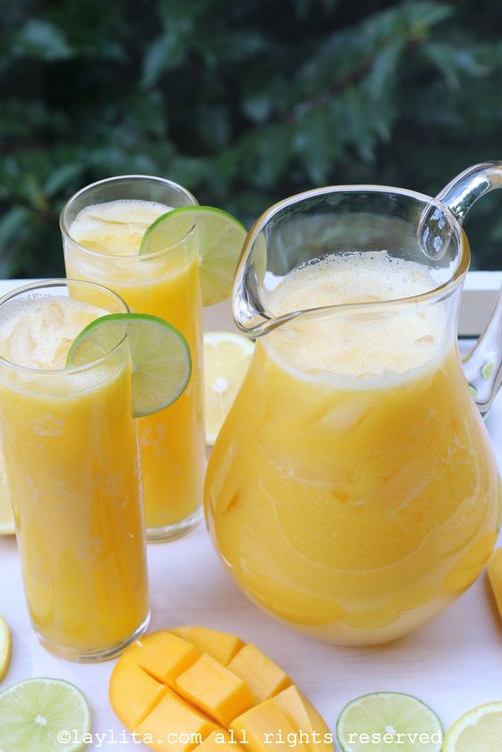 Suco de abacaxi com limão simples e fácil